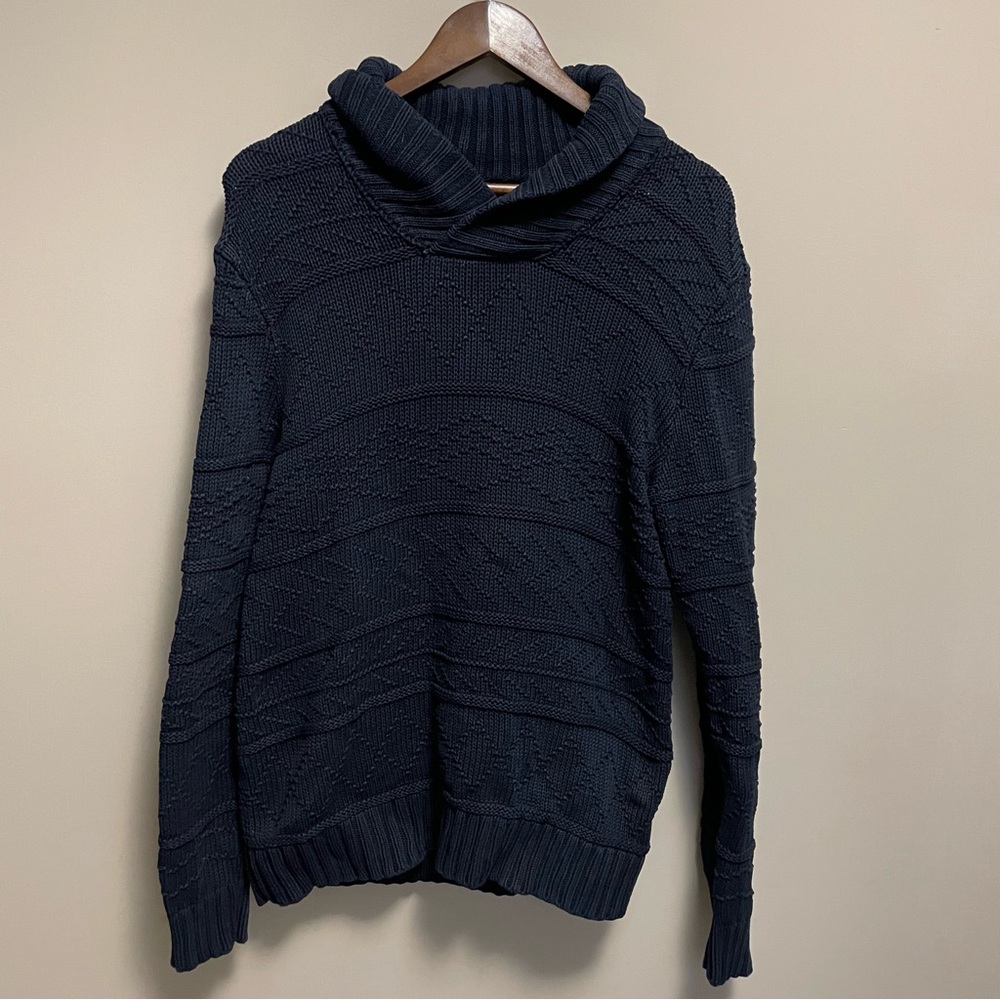 American Eagle Outfitters Navy Blue Knot Pulliver Sweater Men’s Medium
